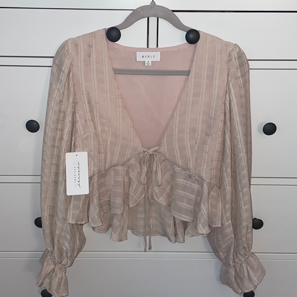 American Threads top